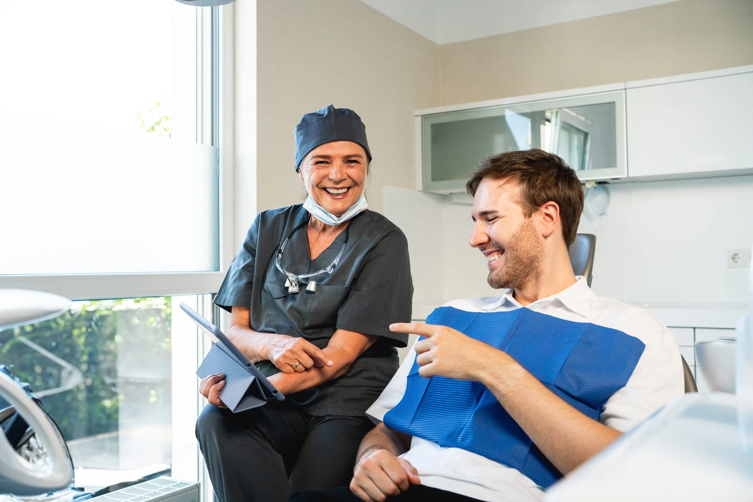 Moderne CMD-Diagnostik und Therapie bei Kiefergelenkbeschwerden in der Praxis Zahnärzte im Rod für Patienten aus Nauheim und dem Rhein-Main-Gebiet
